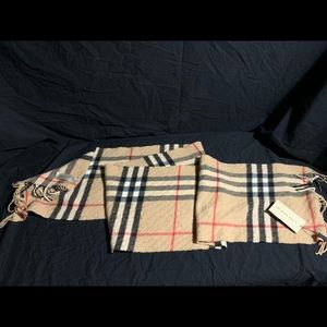 Burberry classic logo print wool scarf